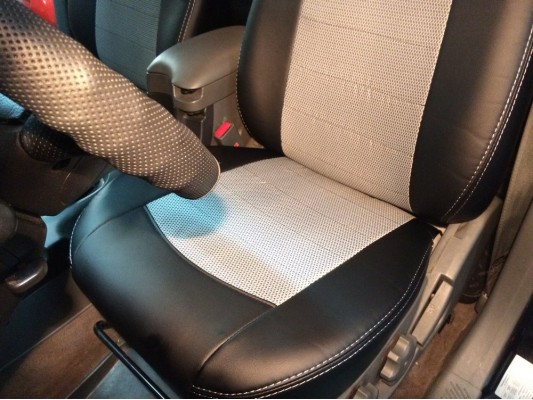 Авточехлы на Hyundai Santa Fe Classic Авточехлы на Hyundai Santa Fe Classic