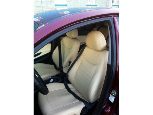 Авточехлы на Nissan Primera Авточехлы на Nissan Primera