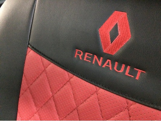 Авточехлы на Renault Sandero Stepway Авточехлы на Renault Sandero Stepway