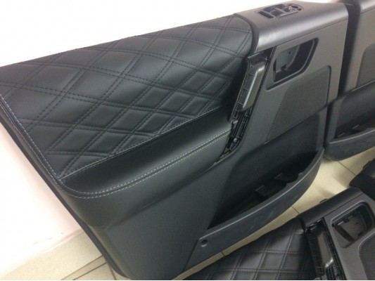 Перетяжка дверных карт Перетяжка дверных карт